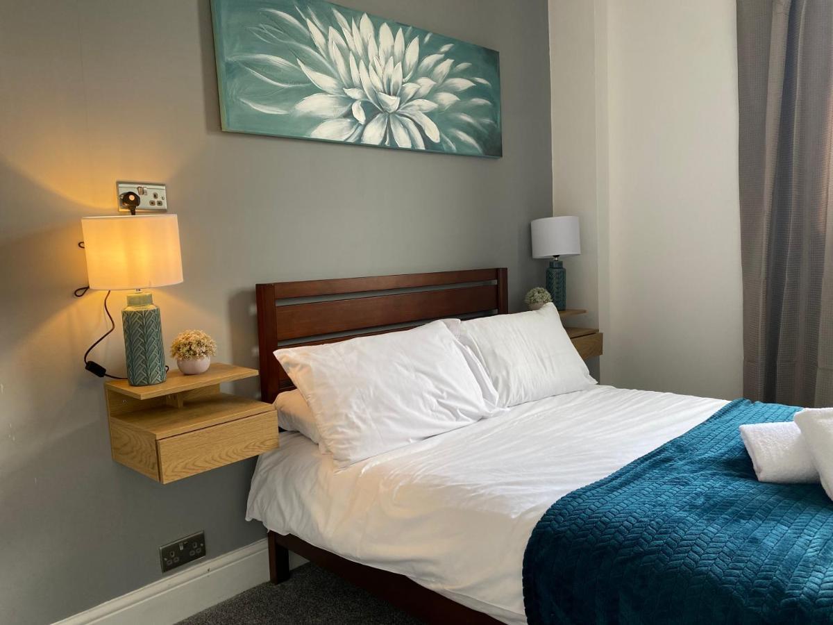 Apartment Modern 2 Bedroom Flat In Robert St Swansea